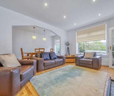 Montford Avenue, Kingspark, G73 - Photo 2