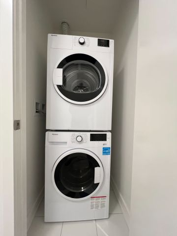 For Lease - 110 Broadway Avenue Unit# 218, Toronto, Ontario - Photo 3