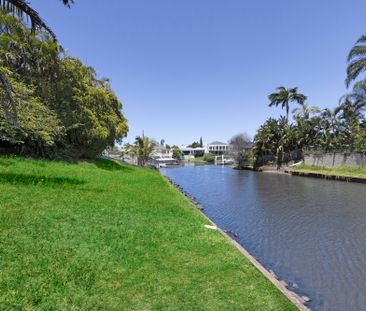 62 Rapallo Avenue, Surfers Paradise QLD 4217 - House For Rent | Domain - Photo 4