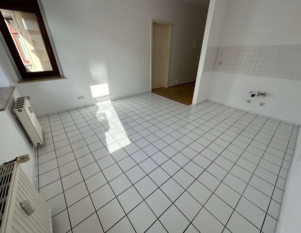 Mit Lift ins 3. OG - Parkett - Fittnessraum im Haus !!! - Foto 1