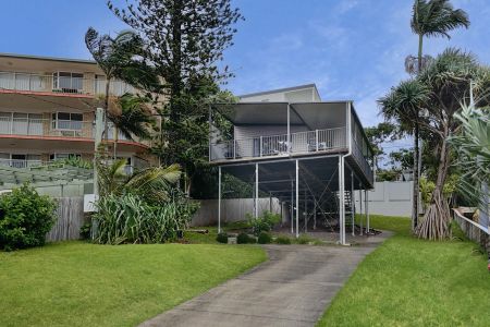 14 Coolum Terrace, Coolum Beach. - Photo 2