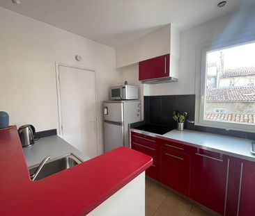 A LOUER - APPARTEMENT DE TYPE 3 - MEUBLE - CENTRE VILLE AIX EN PROV... - Photo 2