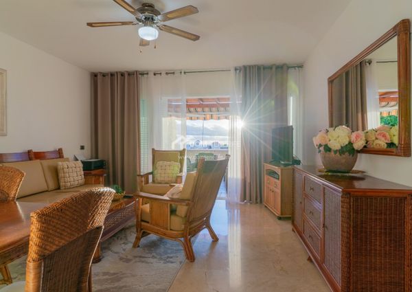 Chalet adosado · Alquiler a largo plazo ·