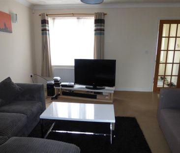 Hardings Close, Saltash - Photo 1