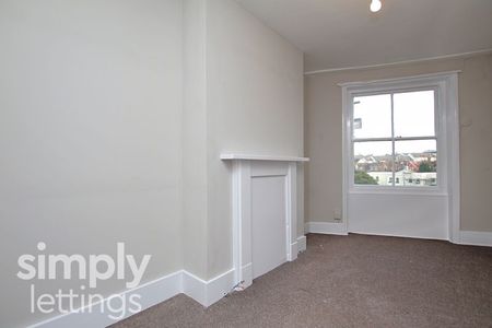 2 Bed property for rent - Photo 5