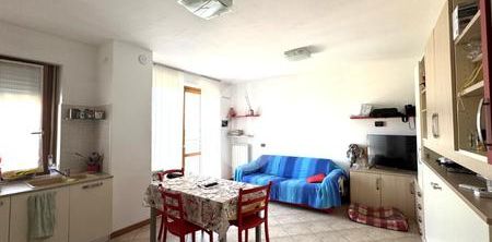 Monolocale in affitto - Photo 2