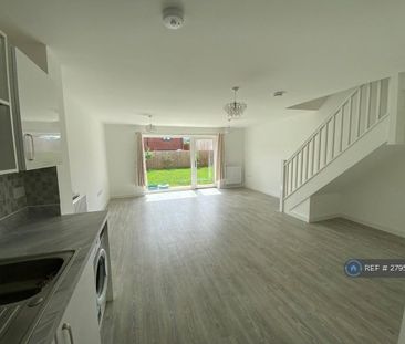 3 bedroom terraced house to rent - Photo 1