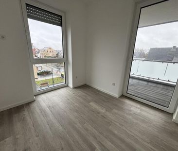 Lichtdurchflutete Etagenwohnung mit Balkon inkl. Malerarbeiten - Photo 2