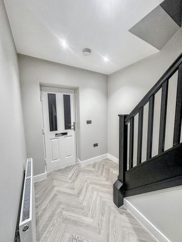 3 bedroom semi-detached house to rent - Photo 3