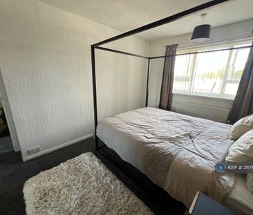 3 bedroom maisonette to rent - Photo 5