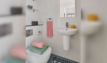 Premium Studio corner view - Photo 4