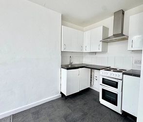 Surrey Road, Margate, CT9 2LA, Kent - Photo 1