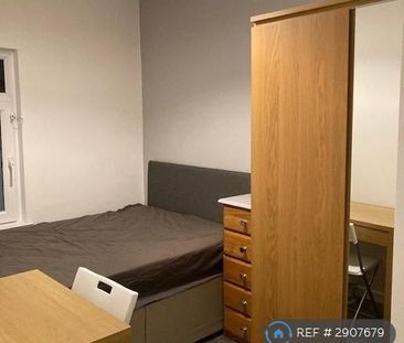 4 bedroom terraced house to rent - Photo 2