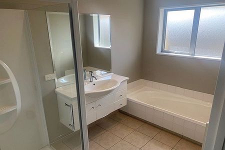 Parklands - Foresters Crescent - Photo 4