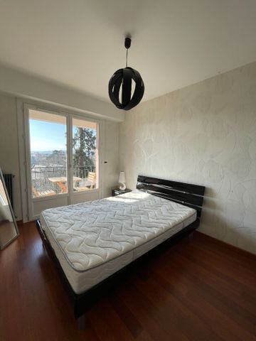 Location Appartement 3 pièces 72m² - Photo 2