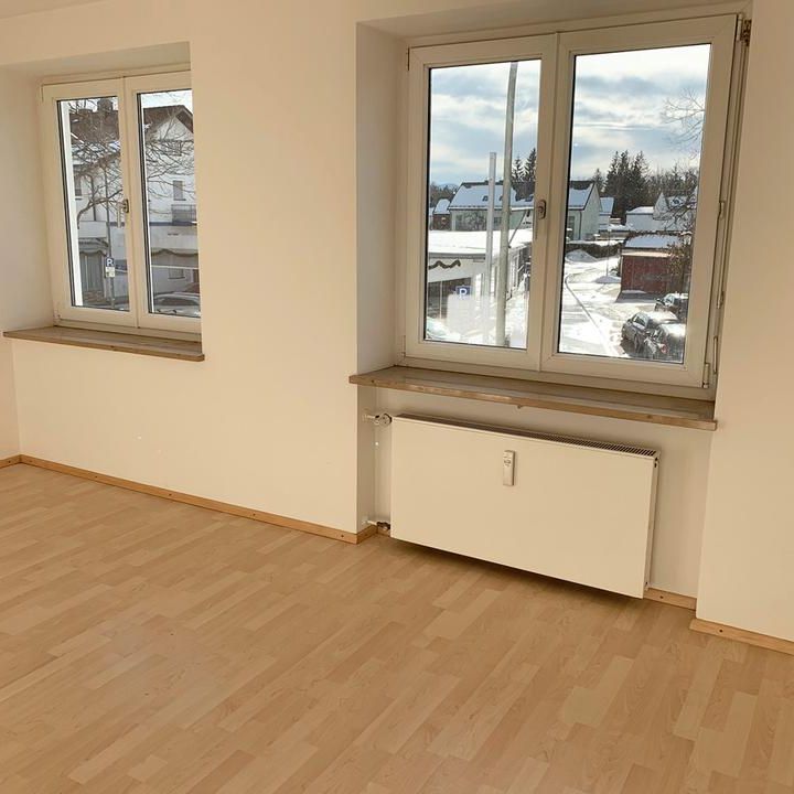 Helle, geräumige 3-Zimmerwohnung im 2.OG in Geretsried-Süd - Photo 1