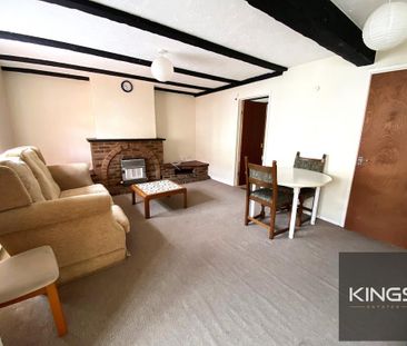 4 bedroom semi-detached house to rent - Photo 1