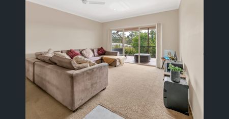 Lovely Family Home! - Photo 2