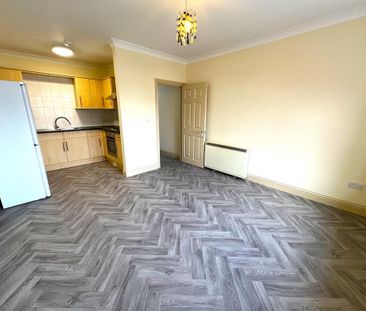 1 bedroom flat to rent - Photo 6