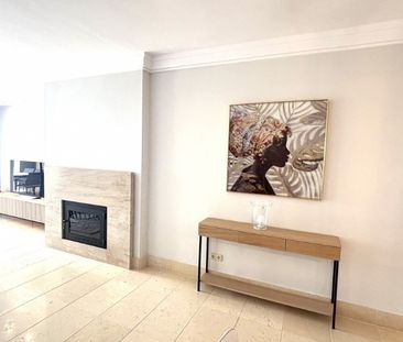 2 Bedroom Apartment For Rent in Marbella, Málaga - Photo 1