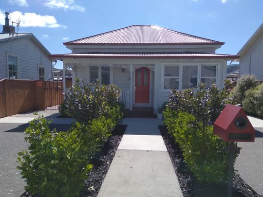 Paeroa Cottage - Photo 1