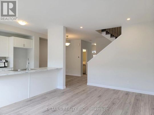 235 CALVINGTON AVENUE - Photo 1