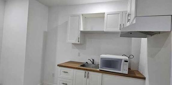 3 1/2 à Louer Basse-Ville - Photo 2