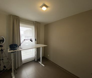 Ruim appartement met twee badkamers op toplocatie - Foto 3