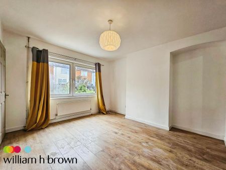 3 bedroom end of terrace house to rent - Photo 2