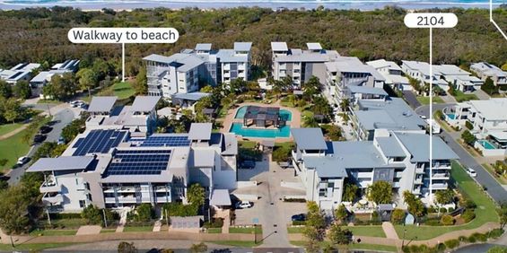 Luxury 2-bed apartment close to beach, Breeze the Boardwalk - Photo 3
