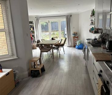 5 bedroom terraced house to rent - Photo 3