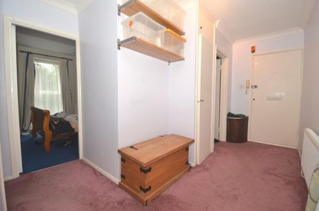 1 bedroom apartment - Photo 2