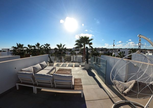 425 Villamartin Paradise