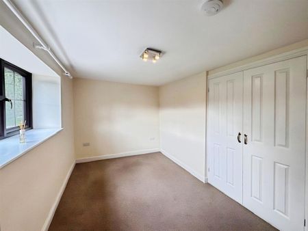 2 Llanishen, Chepstow, Monmouthshire - Photo 5