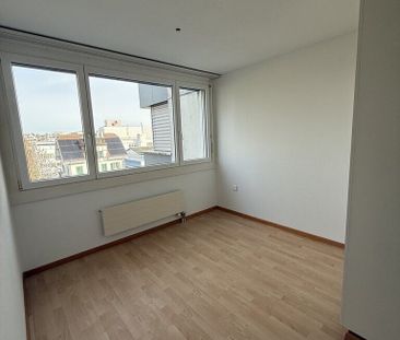 Generous apartment in the best location - Photo 5