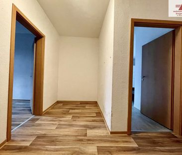 Teilmöblierte 2-Raum-Wohnung mit Stellplatz in Schmiedeberg - Foto 1
