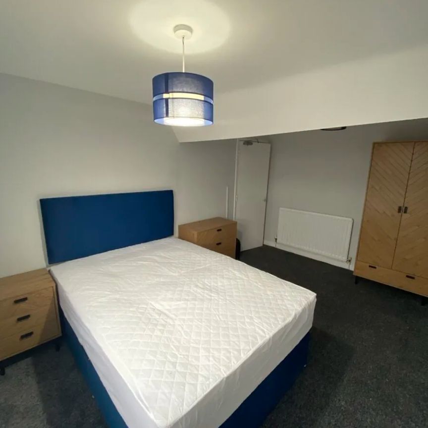 Myrtle Road (2 bed flat) - Photo 1