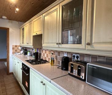 3 bedroom terraced house to rent - Photo 4