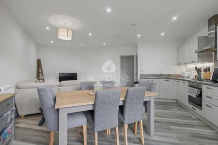 2 bedroom flat to rent - Photo 2