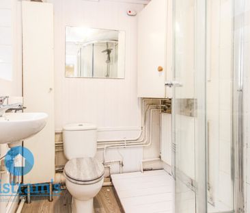 2 bed Mid Terraced House for Rent - Photo 4