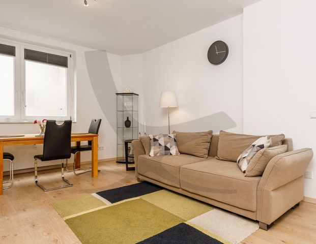 Berlin Living - Photo 1