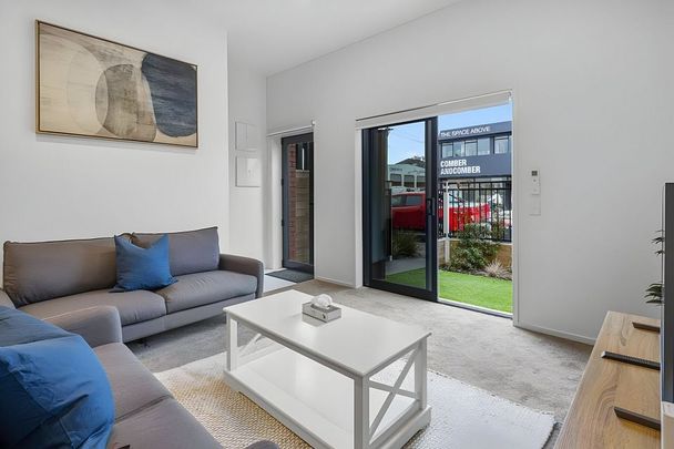 3 Bedroom Townhouse in Christchurch Central! - Photo 1