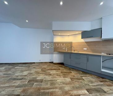 Location Appartement 2 pièces 37m² CUERS 83390 - Photo 6