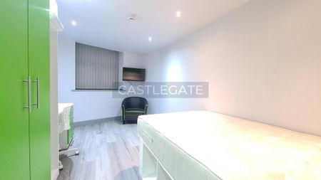3 bedroom flat share to rent - Photo 2