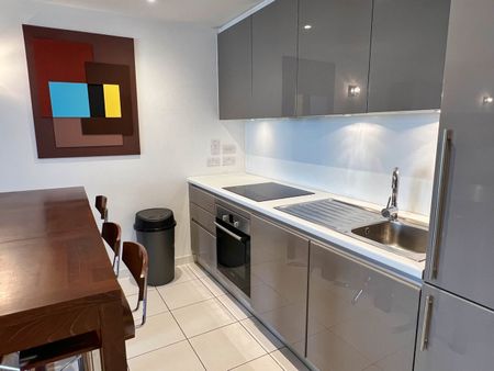 1 Bed Flat, Chadwell Lane, N8 - Photo 2
