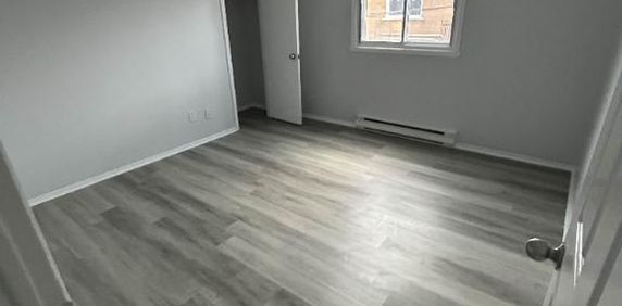 LASALLE - 5 1/2 À LOUER - Photo 2