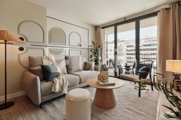 Apartamento de alquiler en Carrer de Rocafort, La Nova Esquerra de l'Eixample - Photo 1