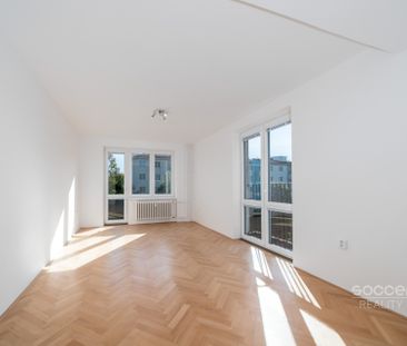 Pronájem bytu 2+1 58 m² - Fotografie 2