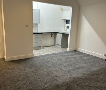 1 Bed Flat, Cearns Road, CH43 - Photo 5