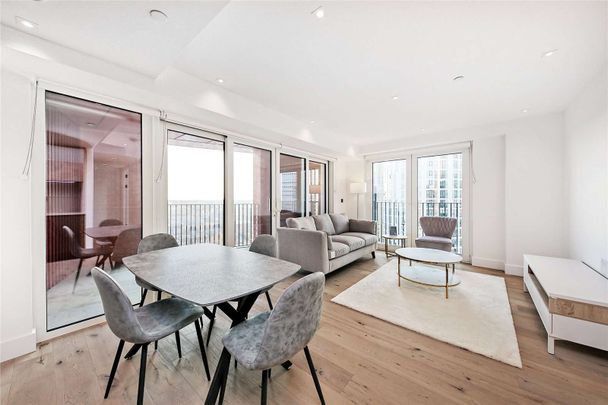 A stunning two bedroom apartment in the brand new Keybridge development. - Photo 1
